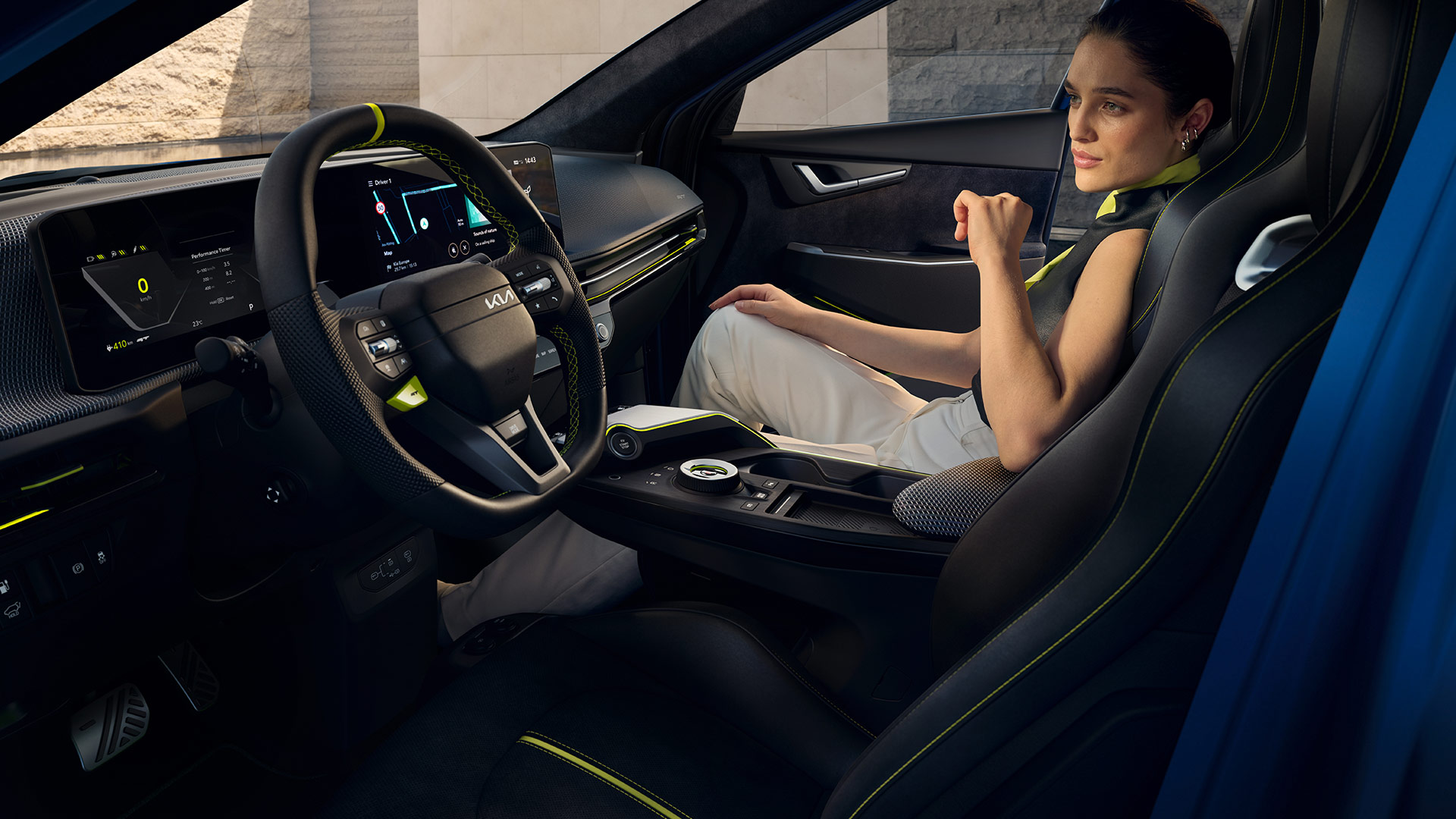 Power Bucket Seats for sporty comfort