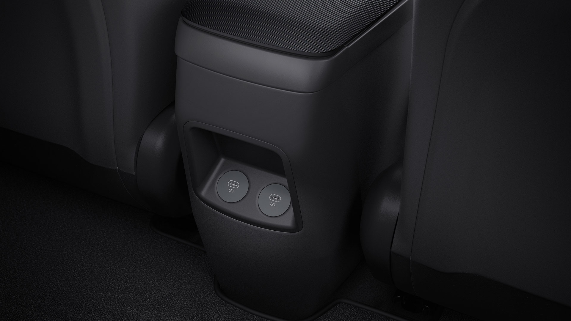 USB-C fast charging 