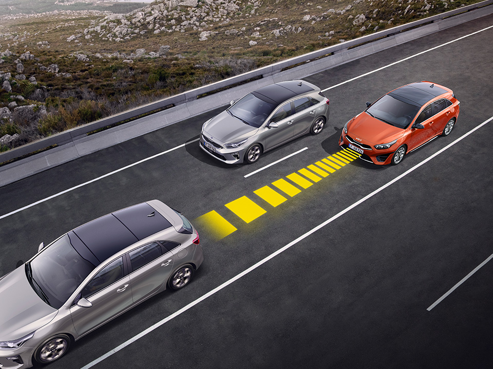 Kia Ceed – Adaptiv fartpilot (SCC) med Stop & Go