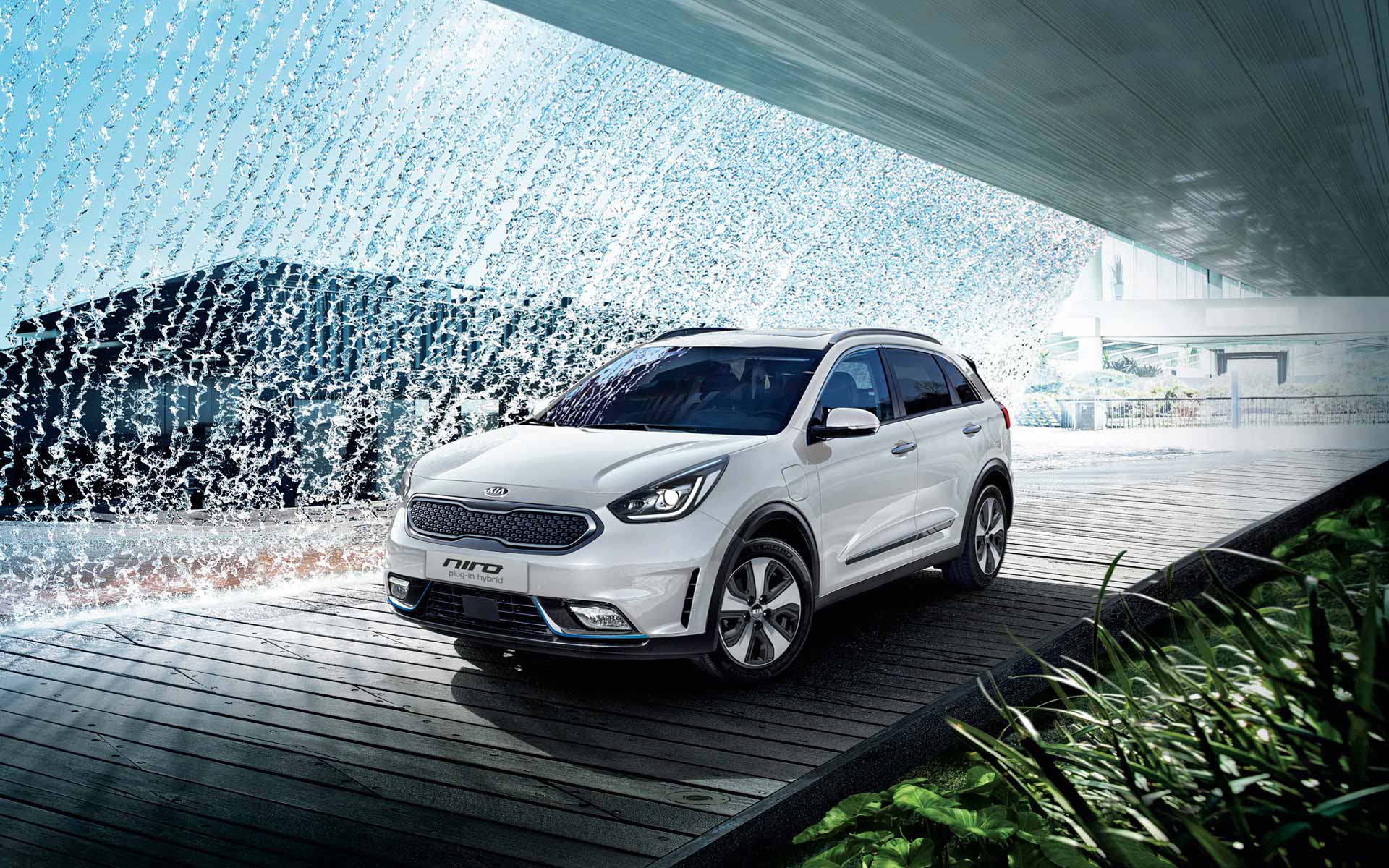 Discover The New Kia Niro Plug In Hybrid Motors Europe Kia Niro Plug In Hybrid Design