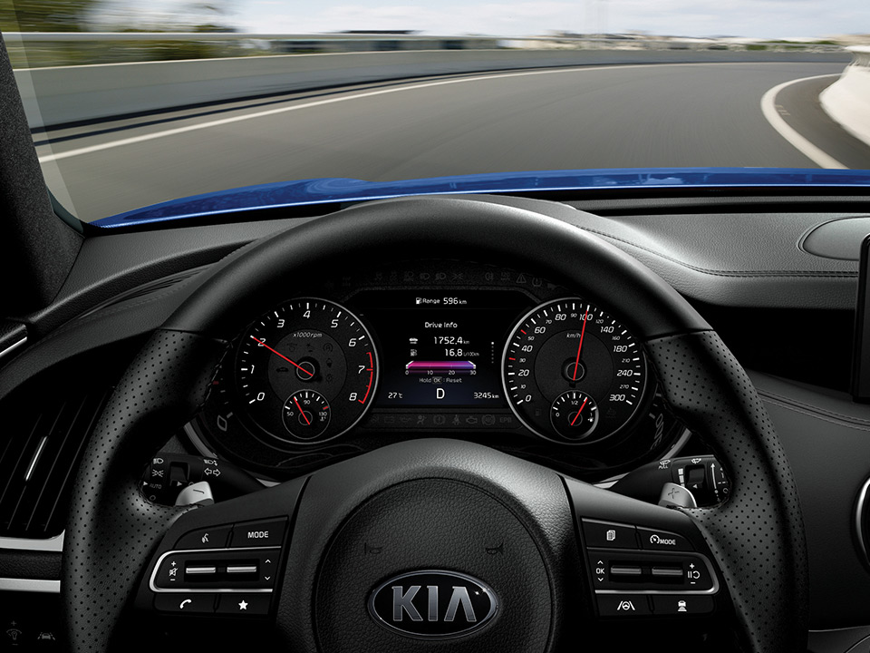 Kontrola inteligentnej jazdy Kia Stinger
